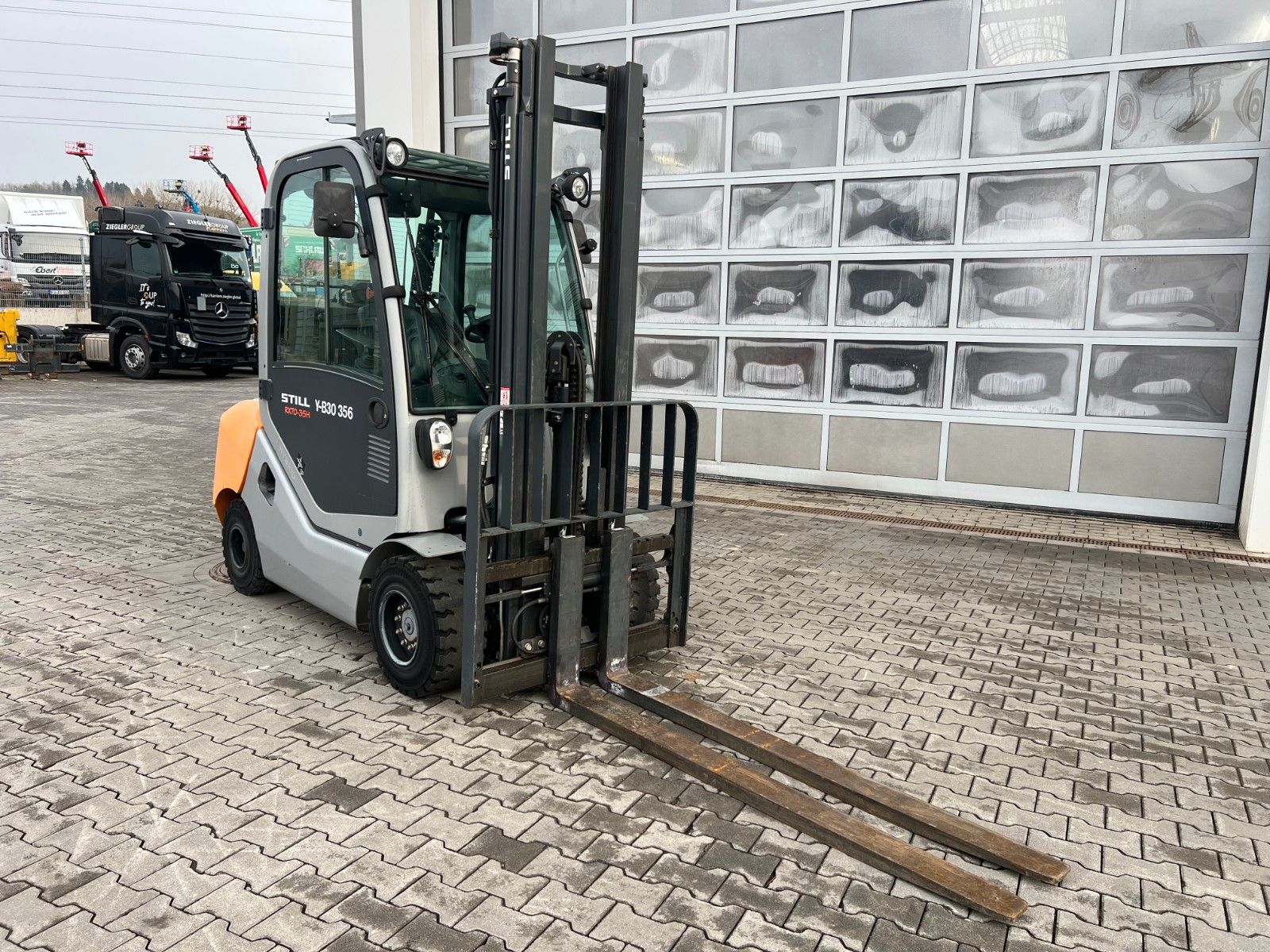 Fahrzeugabbildung Still RX70-35 / Duplex: 3.50m / nur 627h