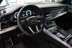 AUDI Q8 50 TDI quattro | S line | Pano | B&O | Matrix AUDI Q8 50 TDI quattro | S line | Pano | B&O | Matrix
