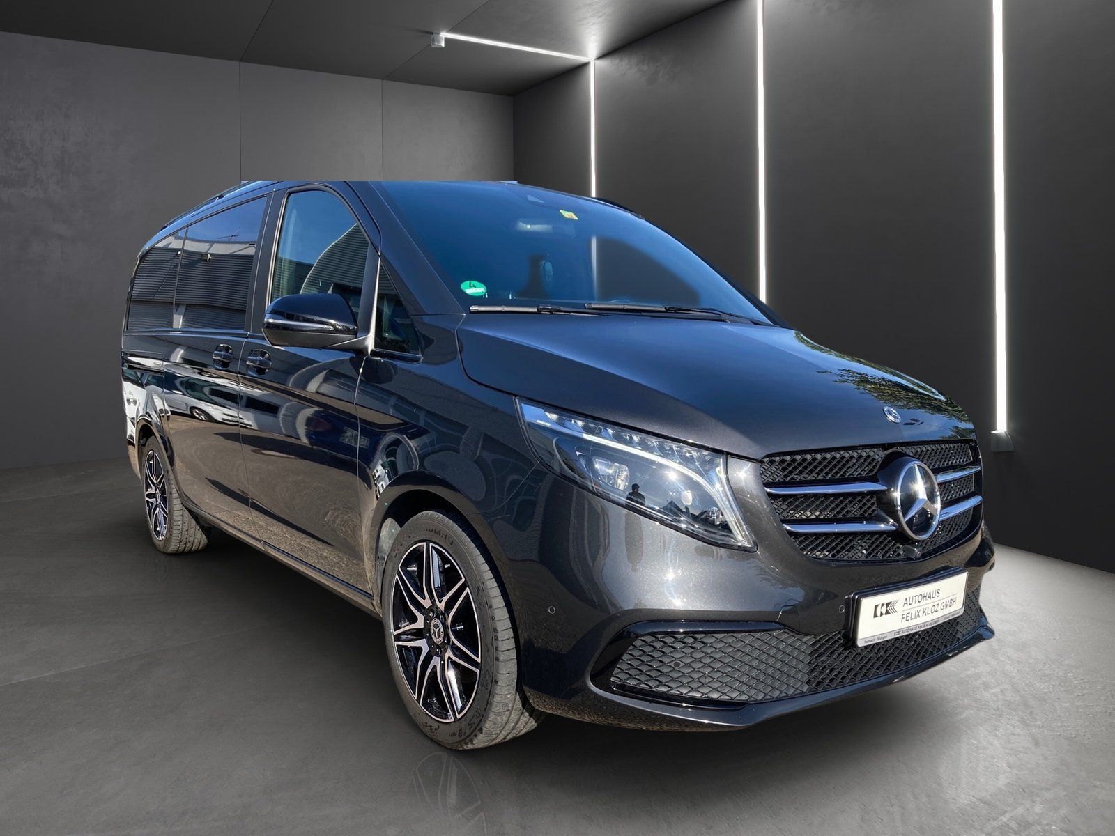 Fahrzeugabbildung Mercedes-Benz V 300 d 4M Avantgarde Edition Lang*Airmatic*LED*