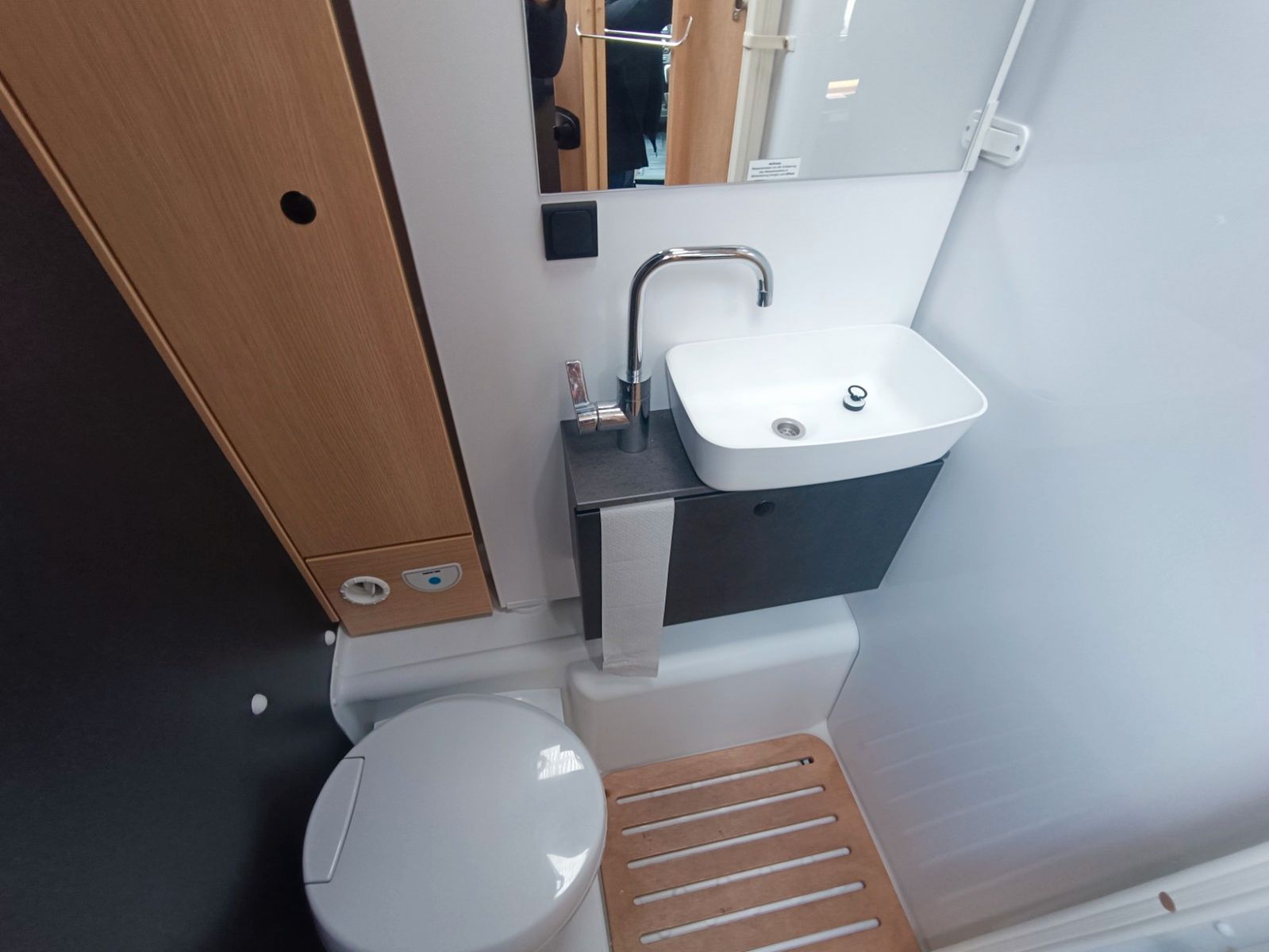 Fahrzeugabbildung Sunlight T67 *Automatik*LED*Hubbett