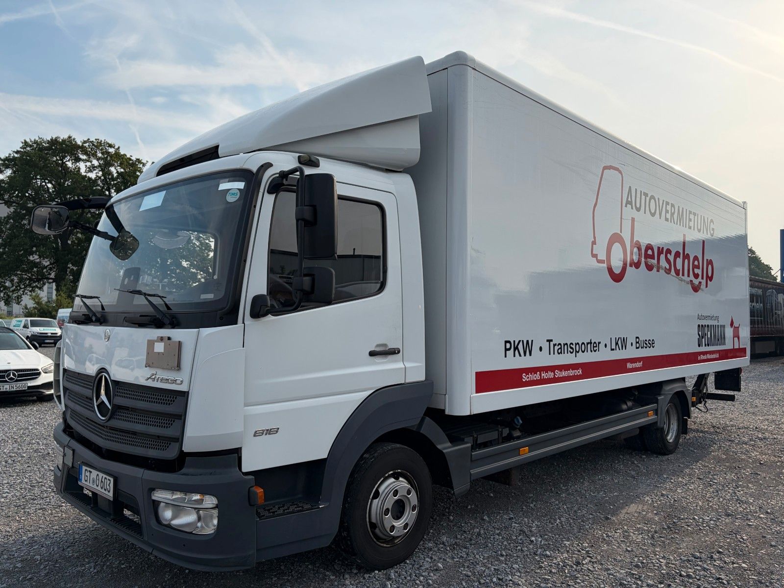 Fahrzeugabbildung Mercedes-Benz Atego 818 Koffer 7200 mm LBW Autom. Klima