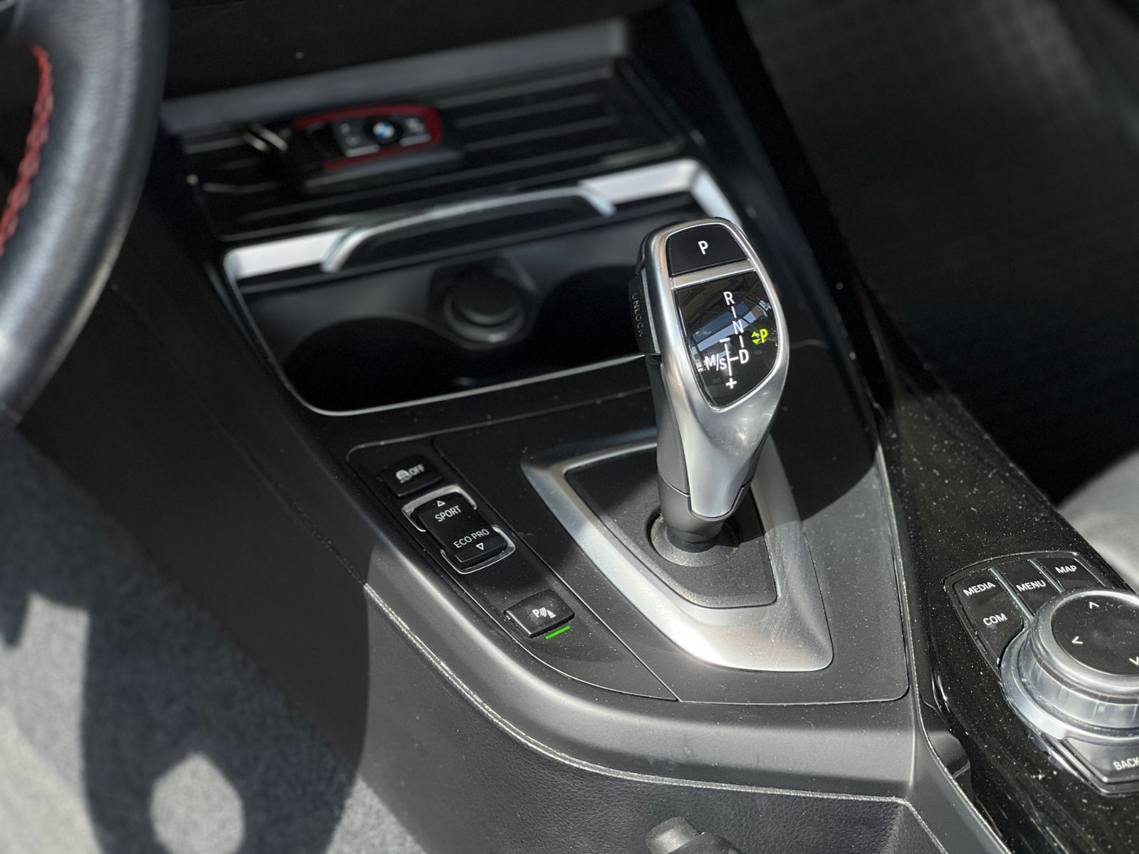 Fahrzeugabbildung BMW 230i Cabrio Sport Line H/K LEDER LED NAV RFK 18"