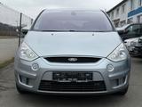 Ford S-Max 2,0 TDCI Titanium 7-Sitzer AHK Scheckheft - Ford S-Max aus 2007: Titanium