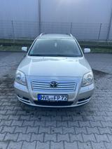 Toyota Avensis Combi Edition 2.0-l-VVT-i Edition - Toyota Avensis aus 2006: Kombi