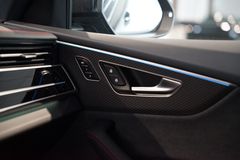 AUDI Q8 50 TDI S line | Pano | HuD | Carbon | B&O AUDI Q8 50 TDI S line | Pano | HuD | Carbon | B&O