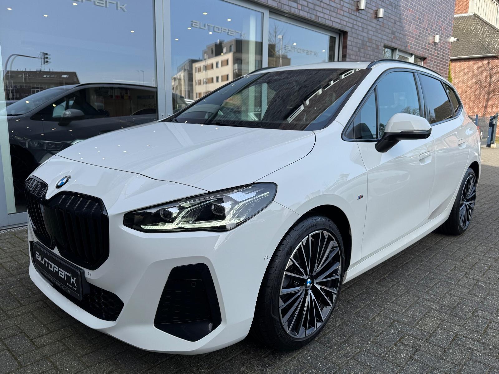 BMW 218i Active Tourer M Sport PANO HUD DA+ 360°AHK