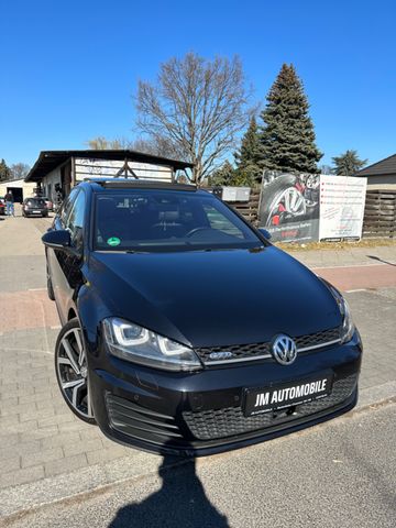 Volkswagen Golf VII GTD*SPORT&SOUND*PANO*SPUR*T.WIN*STNDHZ