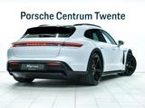 Porsche Taycan 4 Cross Turismo - graue Porsche Taycan