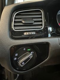 MYAUTOCENTER – Gebraucht- und Jahreswagen mit Werkstattservice in Pfaffenhofen Volkswagen Golf VII Variant Highline BMT *R Line*Navi*Xenon