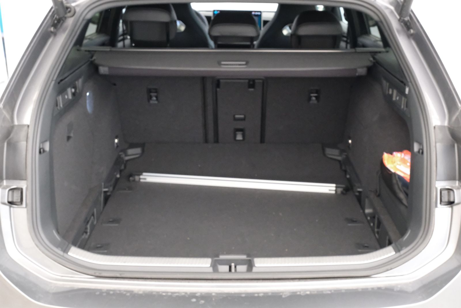 Volkswagen Passat Variant - Bild 6