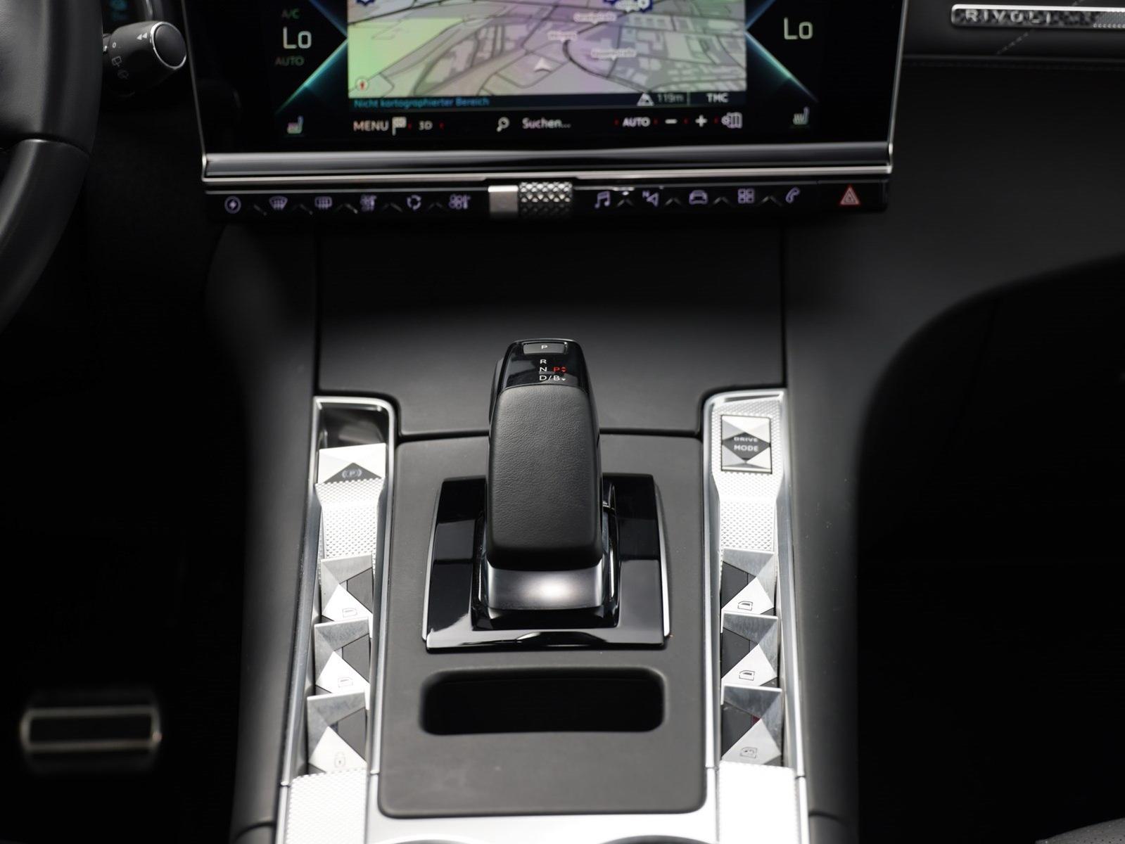 DS Automobiles DS7 Rivoli 4x4