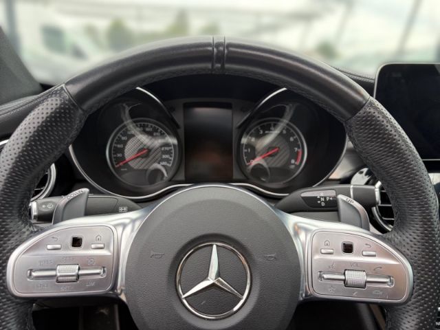 Fahrzeugabbildung Mercedes-Benz C 63 AMG Coupe Panodach Burmester 19'' LED