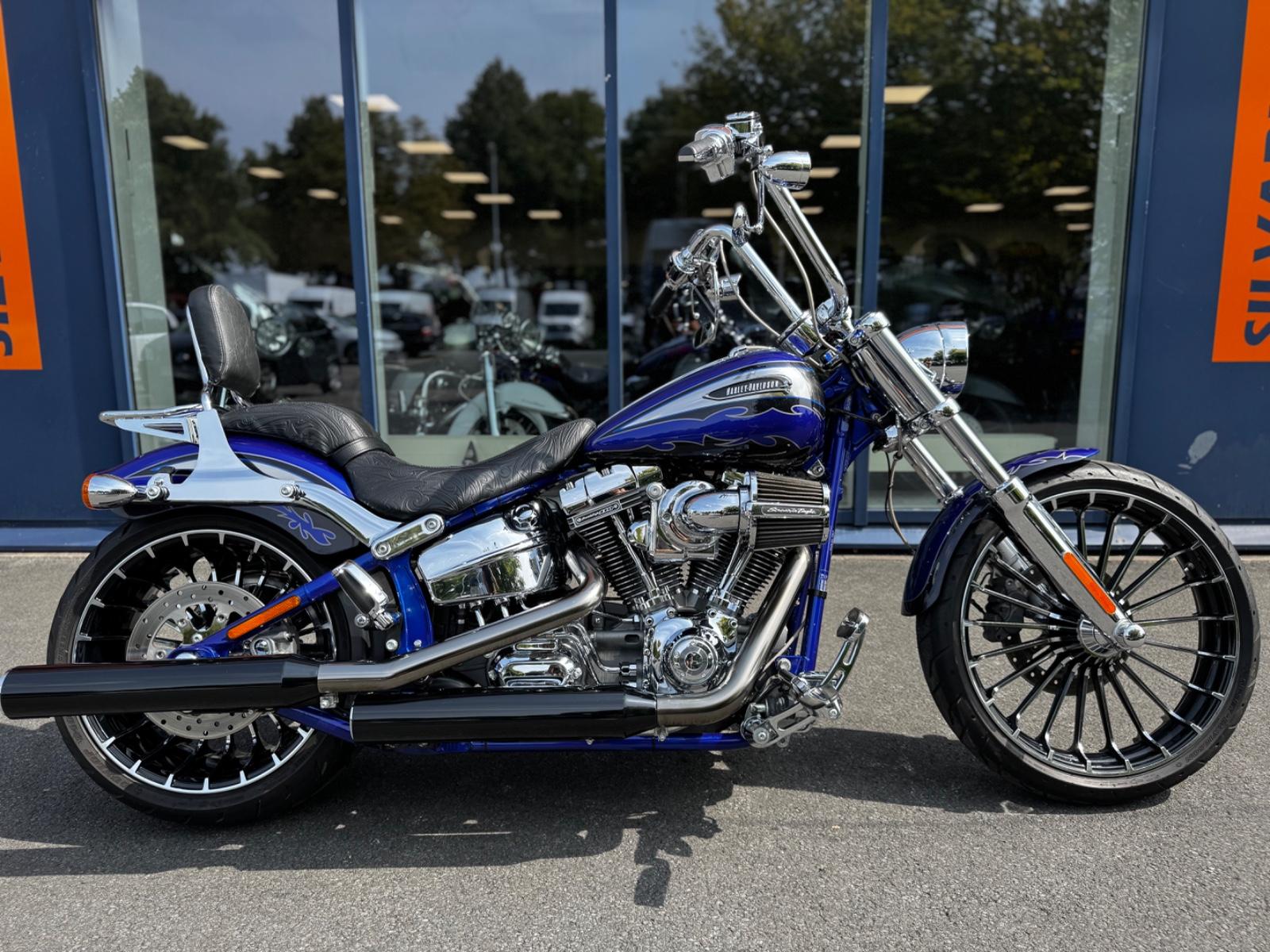 Harley-Davidson FXSBSE*BREAKOUT CVO* EXTRAS*LIMITIERT*110TC