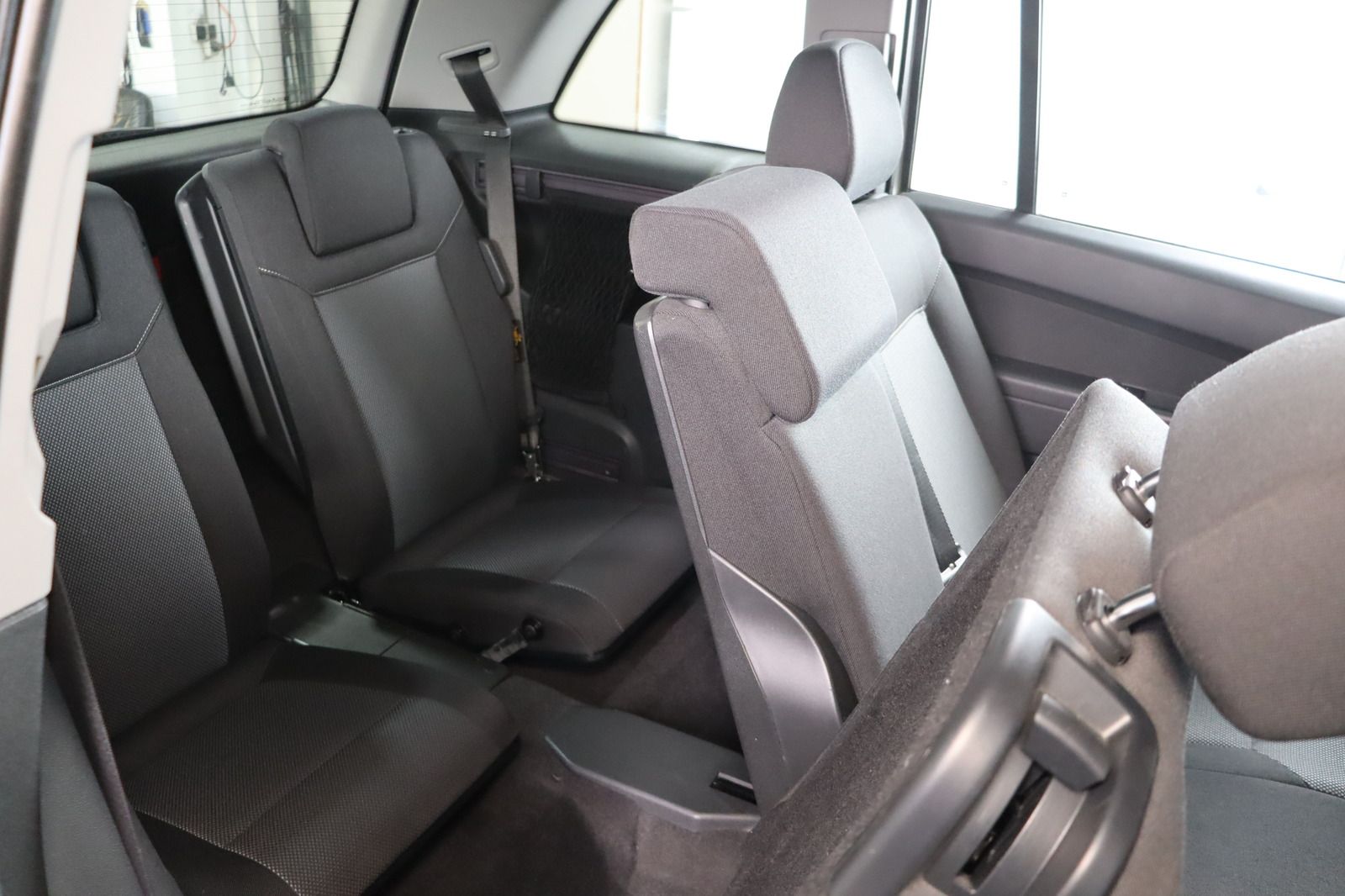 Fahrzeugabbildung Opel Zafira 1.8 * 7-Sitzer * PDC * 8-fach
