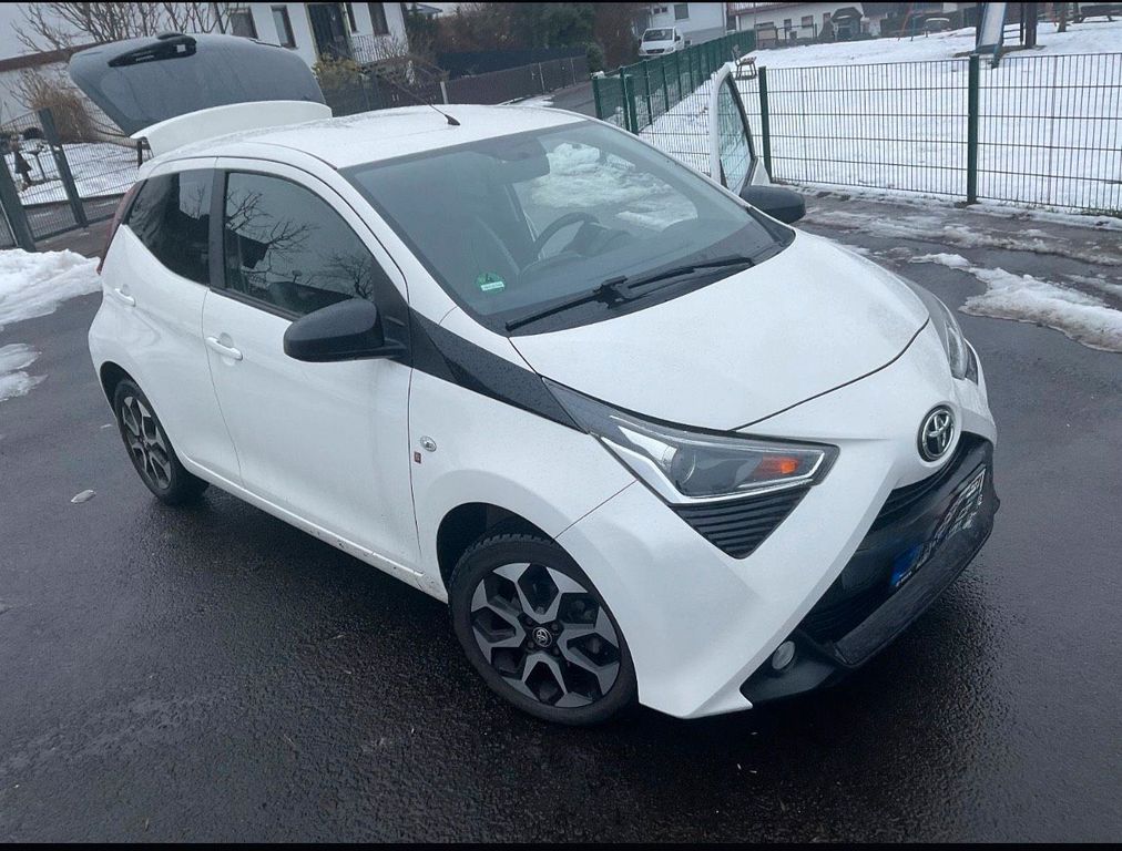 Image of Toyota Aygo (X)