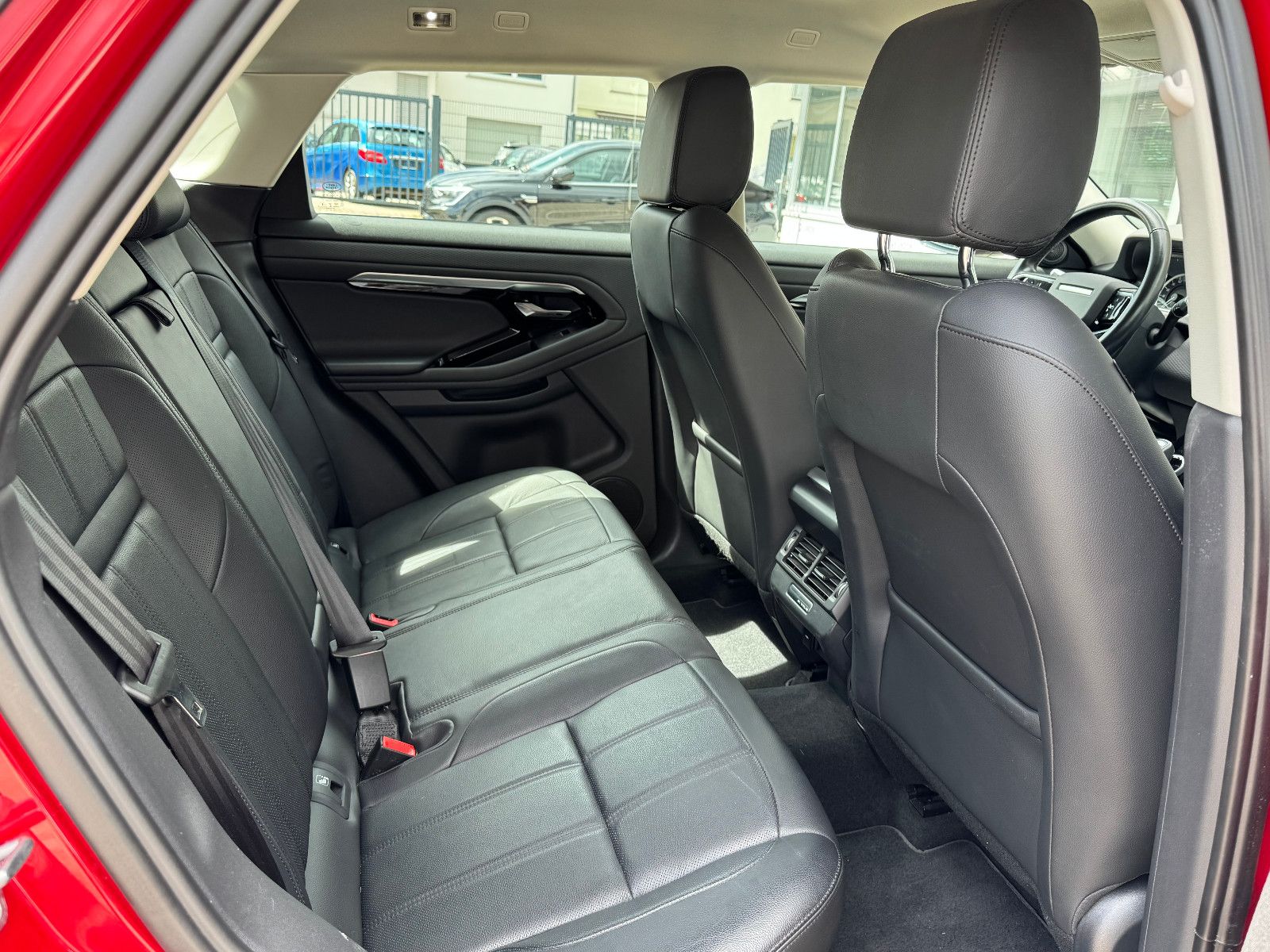 Fahrzeugabbildung Land Rover Range Rover Evoque S /KAMERA/CAR-PLAY/L-HEIZUNG