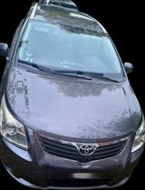 Toyota Avensis Combi Executive 1.8 Valvematic Executive - Toyota Avensis aus 2009: Kombi