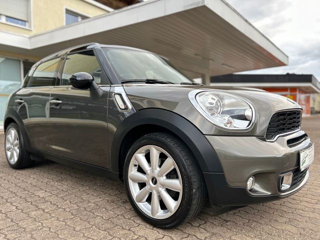 MINI Cooper SD Countryman All4 2,0 Ltr. Aut. Xenon