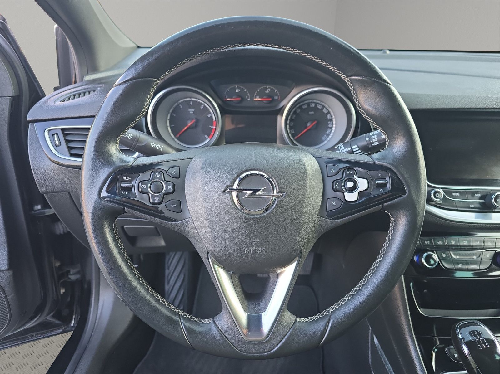 Fahrzeugabbildung Opel Astra K Dynamic+LED+NAVI+TEMPOMAT+SPURASISTENT