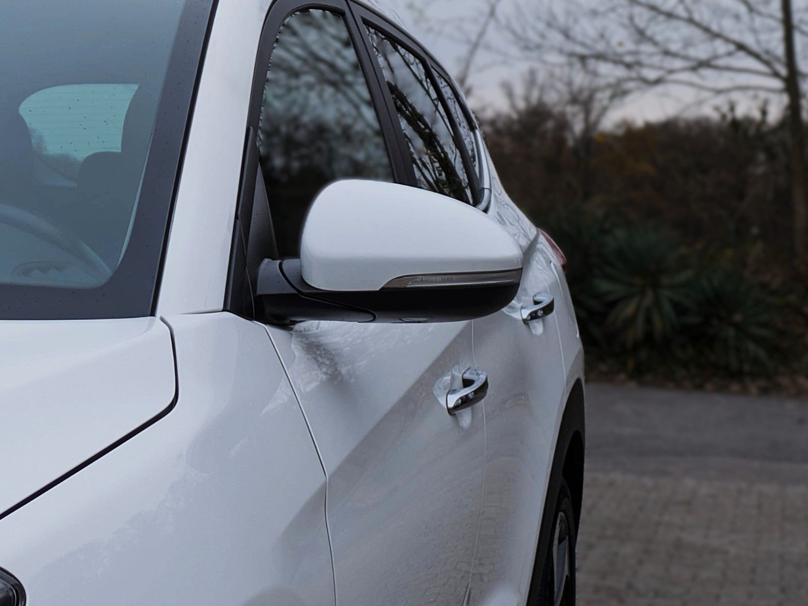 Fahrzeugabbildung Hyundai Tucson PREMIUM 4WD LEDER NAVI PANO PARKASS. LED