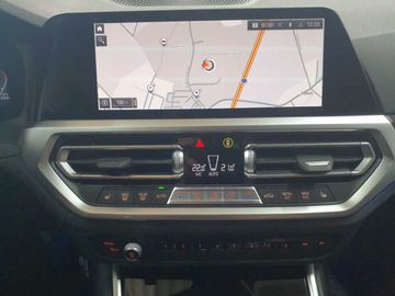 BMW 318 - 12