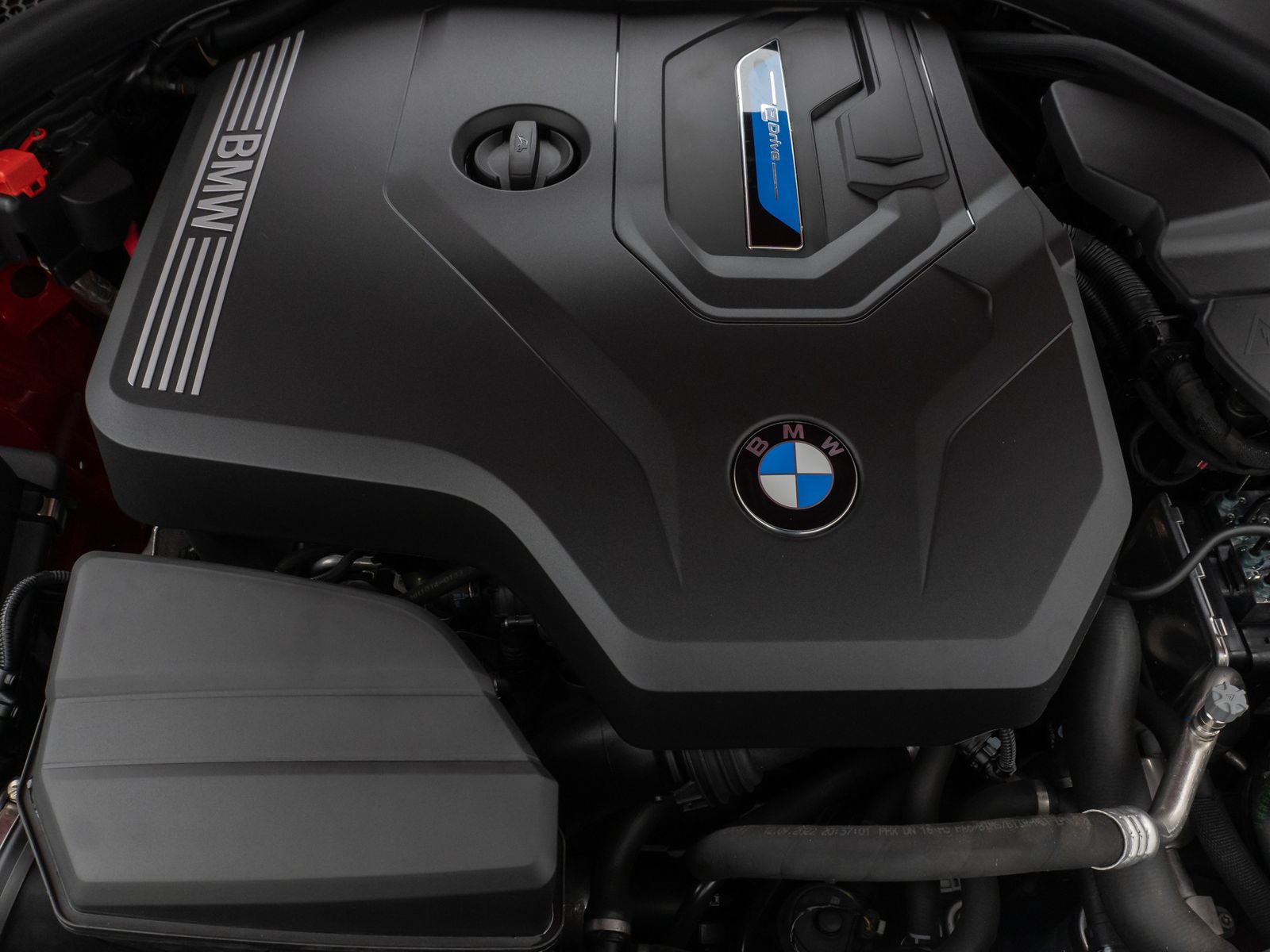 Fahrzeugabbildung BMW 330e M Sport HUD DAB PDC Geschwindigkeitsreg