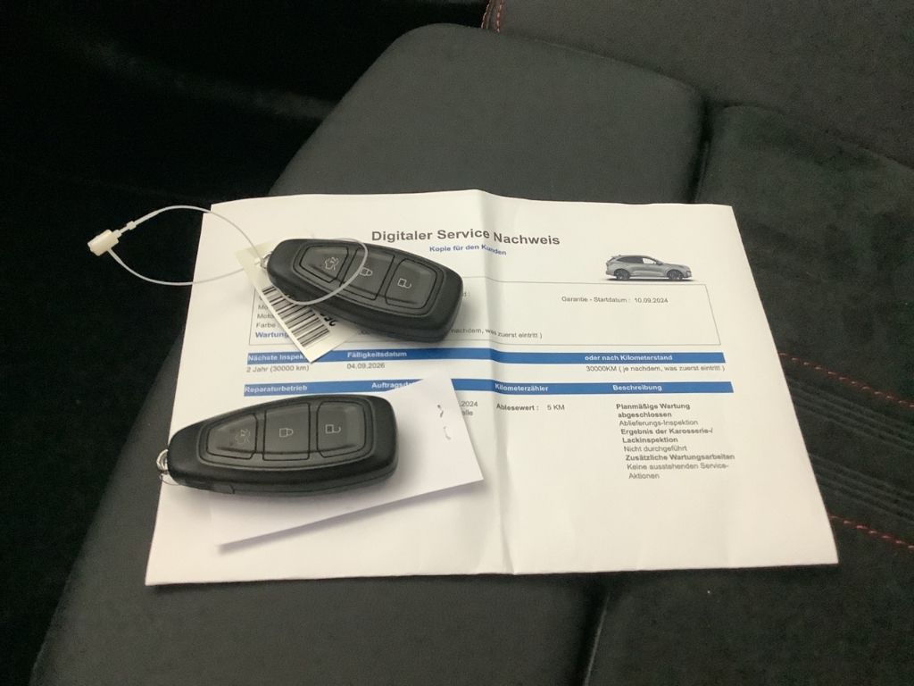 Fahrzeugabbildung Ford Kuga ST-Line X PHEV PANORAMADACH B&O WinterPacke
