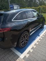 Mercedes-Benz EQC 400 4MATIC - - Mercedes-Benz EQC von privat
