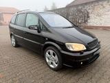 Opel Zafira OPC Line - Opel Zafira aus 2005