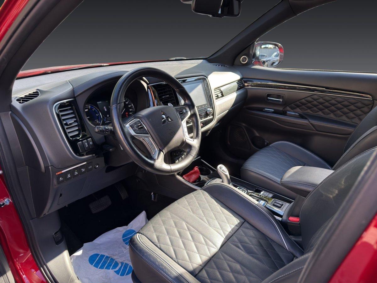 Mitsubishi Outlander 2.4 PHEV  Top 4WD