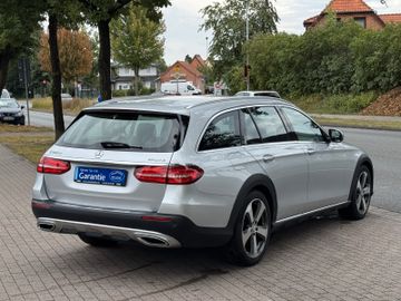 Mercedes E 220 - 4