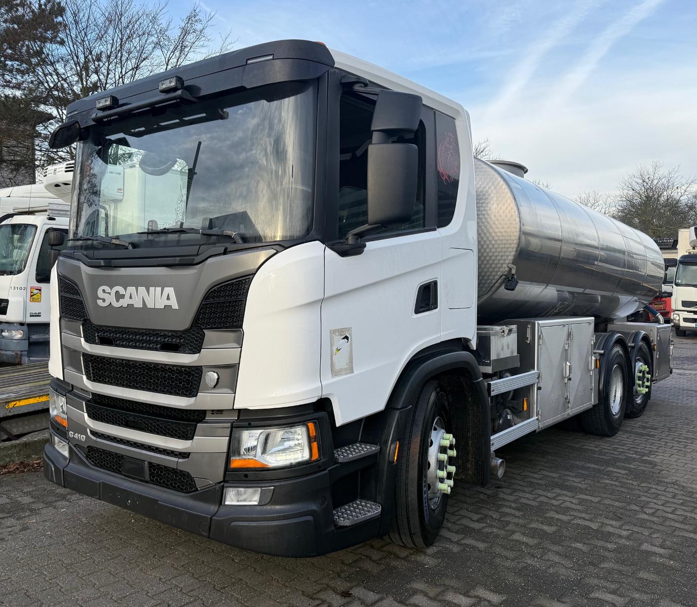 Scania G410 Magyar 15.200L Milch