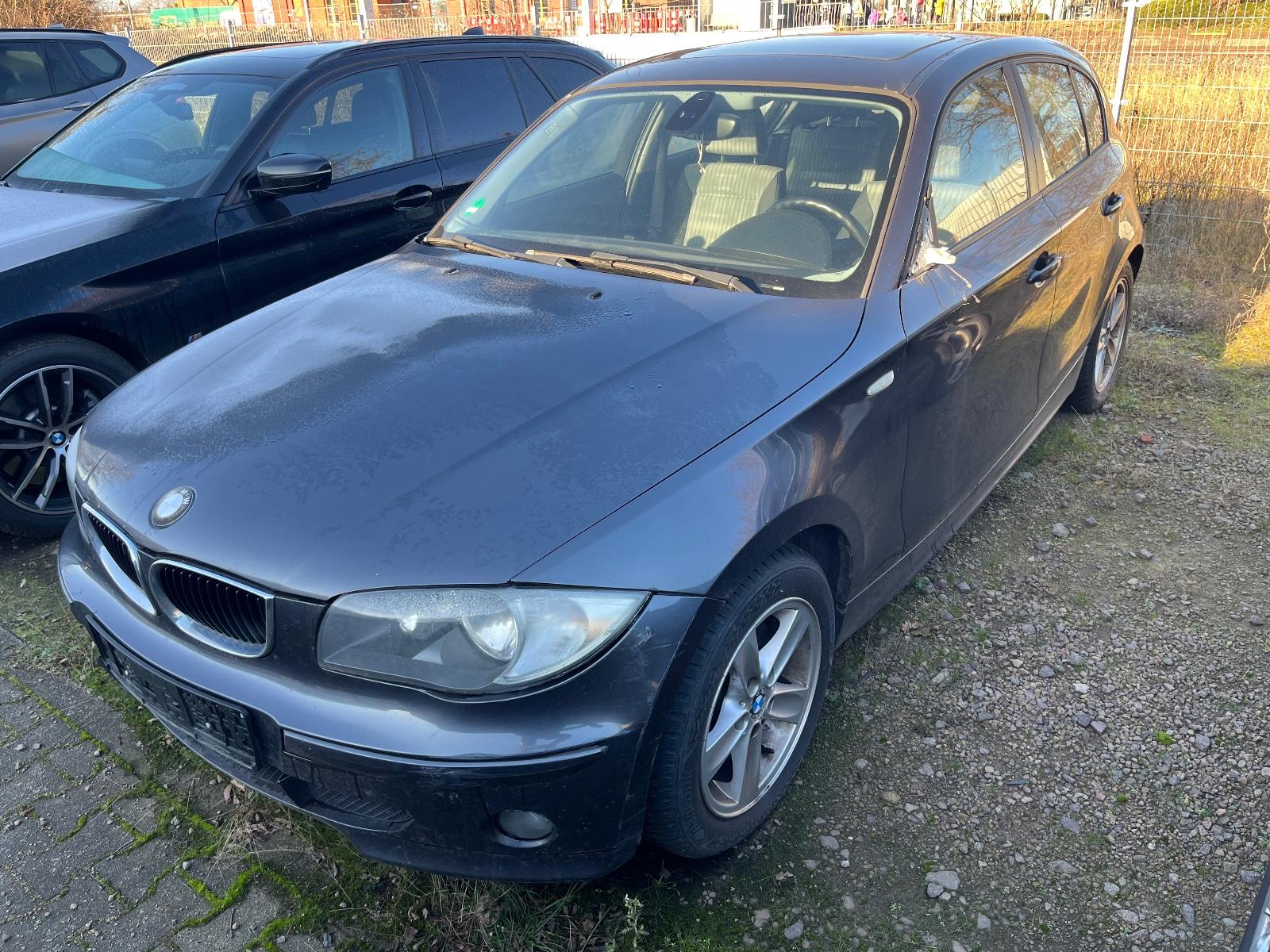 BMW 116i 1er Limousine Vandalismus Schaden