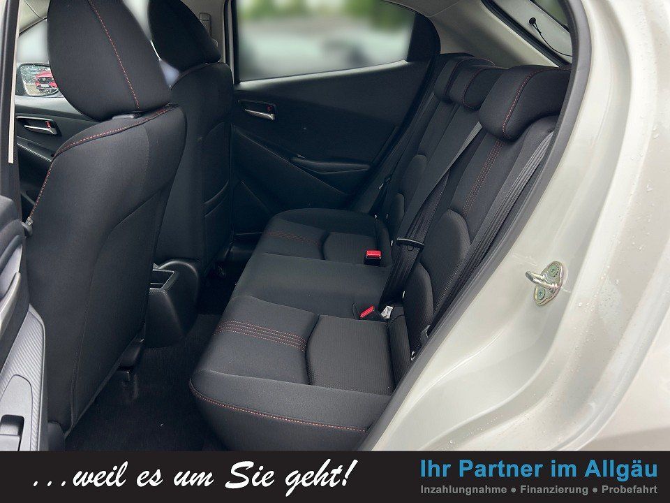 Fahrzeugabbildung Mazda 2 SKY-G 90 HOMURA TZ 6J-GARANTIE KAMERA+CARPLAY