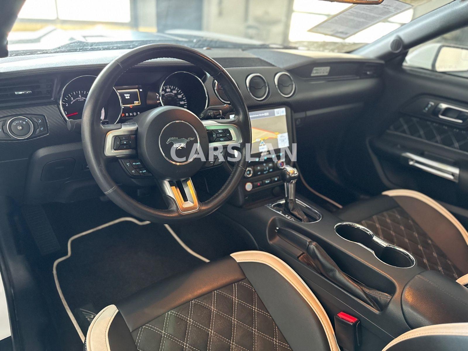Ford Mustang 3.7 V6 NAVI+LED+ALCNTR+R.KAM+SHZ+KEYLESS