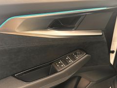 Fahrzeugabbildung Austral Iconic Esprit Alpine 1.2 E-TECH Full Hyb