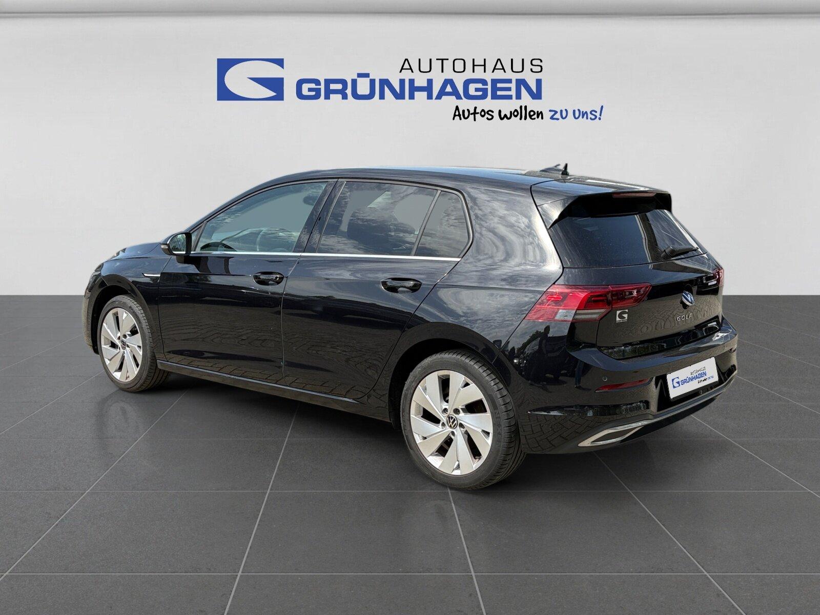 Volkswagen Golf VIII 1.5 TSI Style (EURO 6d) Navi/Klima/LED