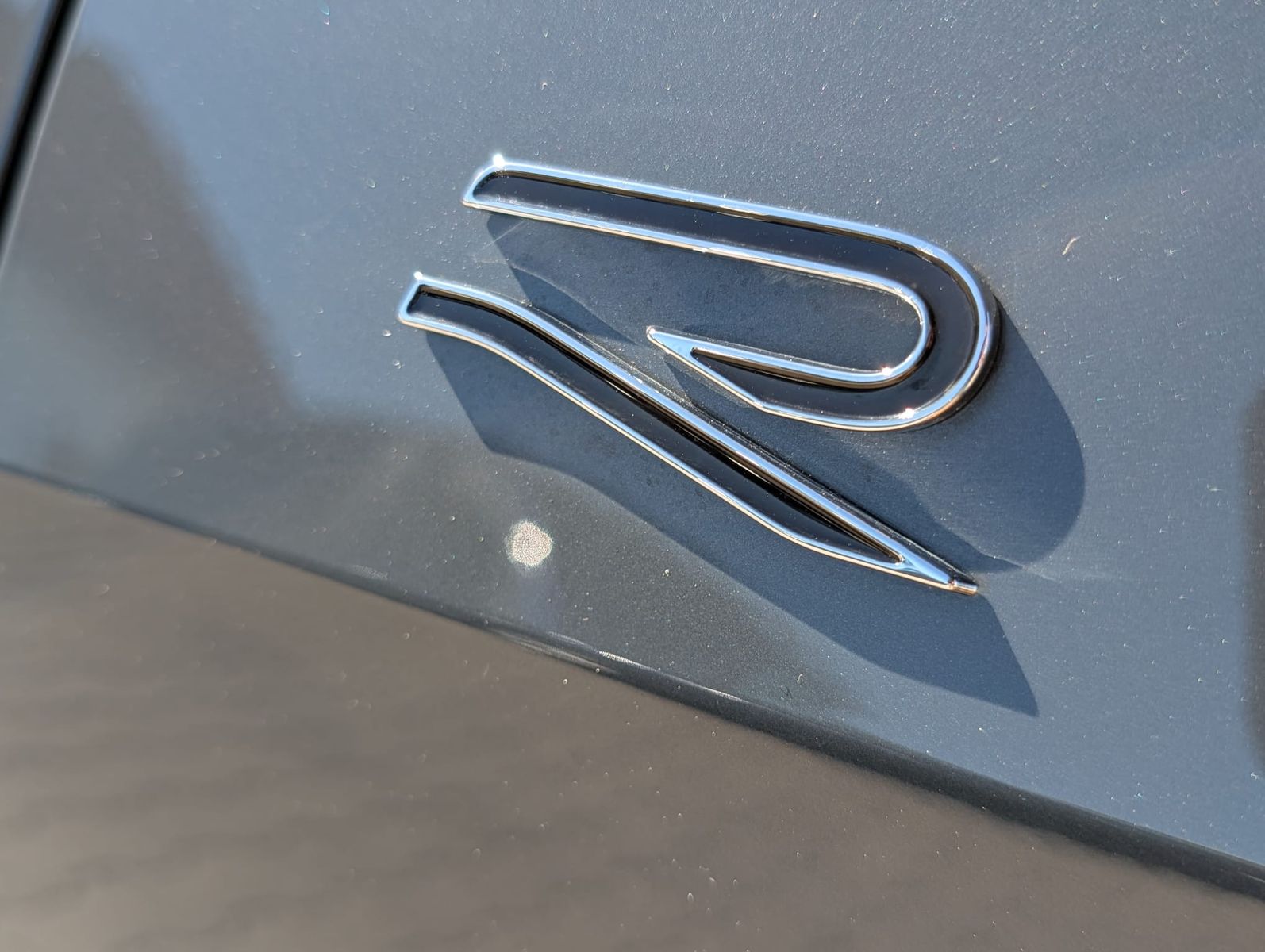 Fahrzeugabbildung Volkswagen Tayron 2.0TDI 4M R-Line 7Si*MATRIX*AHK*PANO*H&K