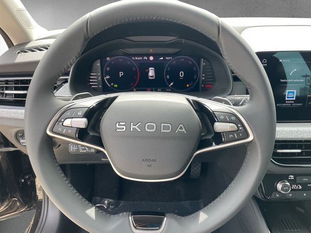 Skoda Kamiq 1.0 TSI DSG Tour *MATRIX*NAVI*KESSY*2xPDC*