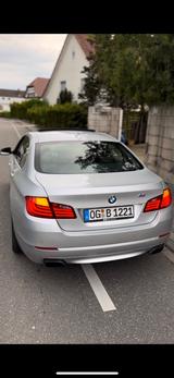 BMW 550i xDrive - TÜV Neu - 36.400km - BMW 550: 550i Xdrive