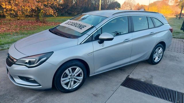 Opel Astra 1.6 CDTi 110CV Start&Stop Sports Tour