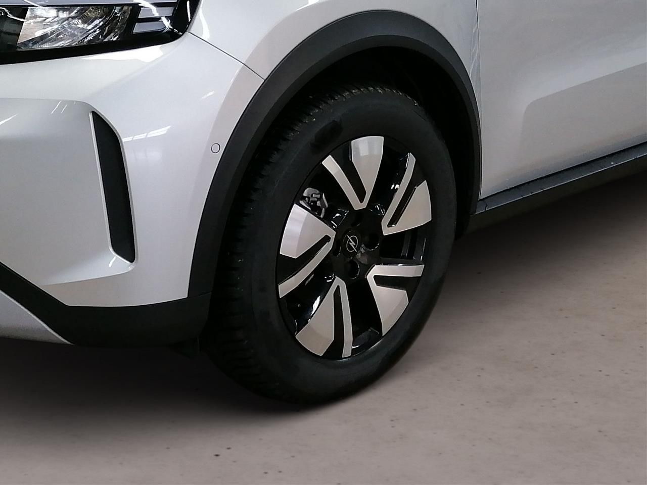 Fahrzeugabbildung Opel Frontera Electric GS