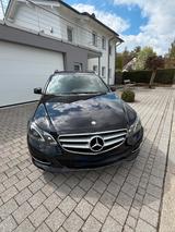 Mercedes-Benz E 250 CDI 4MATIC T AVANTGARDE Autom. AVANTGARDE - Mercedes-Benz E 250: Cdi 4matic