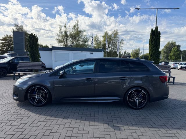 Toyota Avensis 1,8-l T. Sports – Sportfahrwerk
