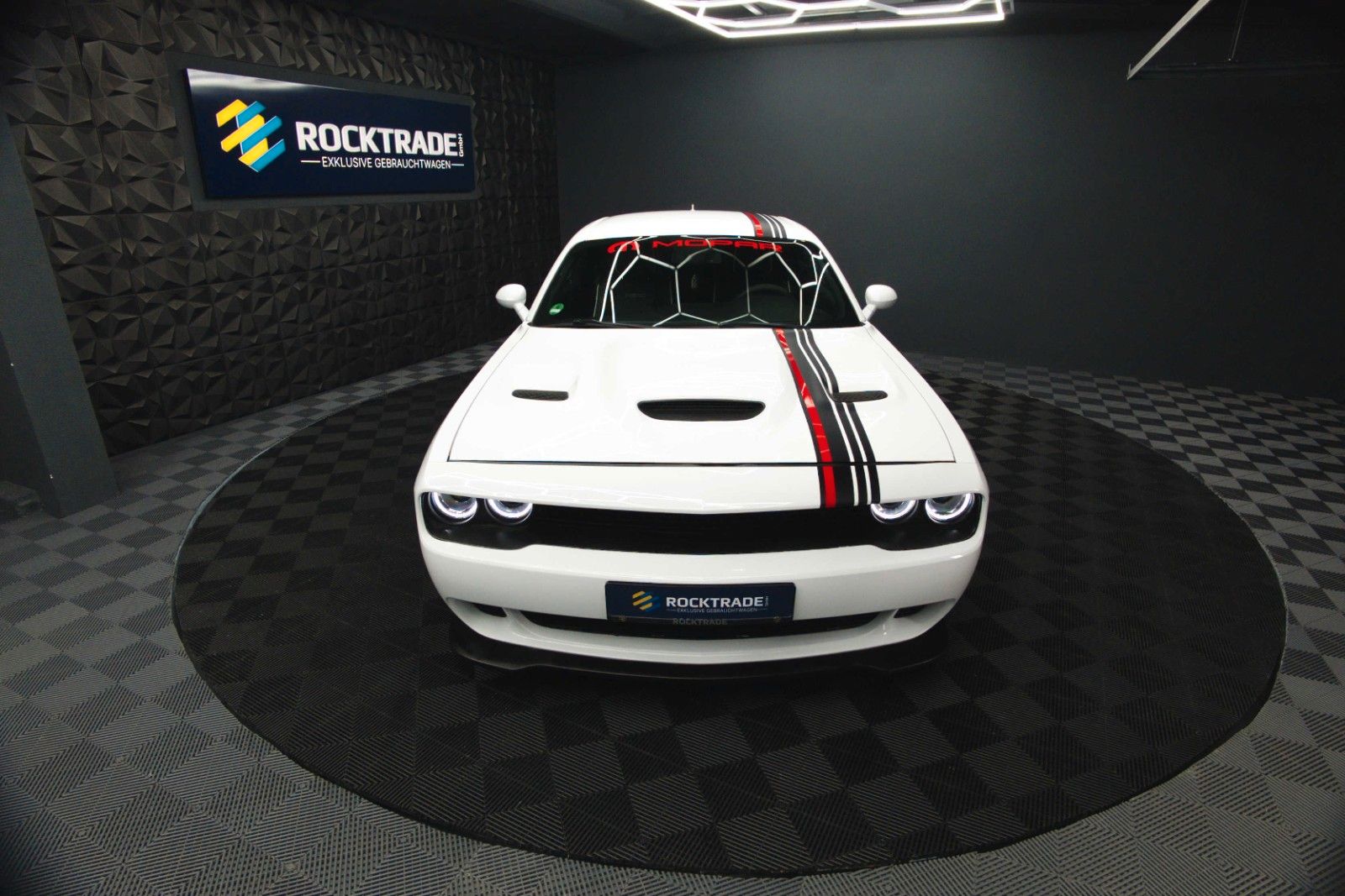 Fahrzeugabbildung Dodge Challenger 5.7 V8 R/T SRT Style *LED*20 Zoll*