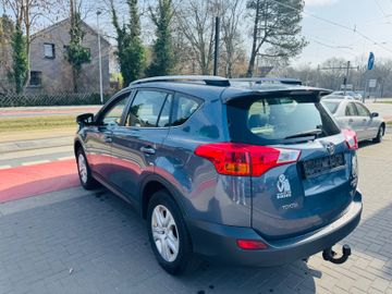 Toyota RAV 4 - 10