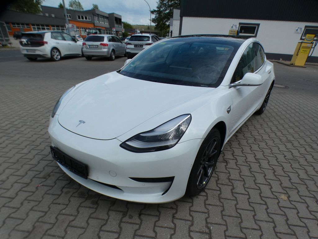 Angebot ansehen Tesla Model 3