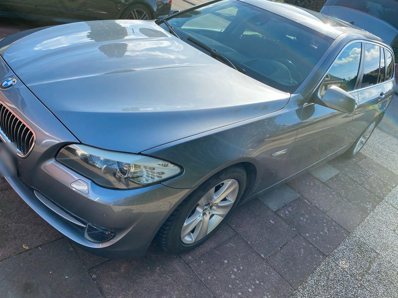 BMW 530 2011 — engine 245 HP (180kW)