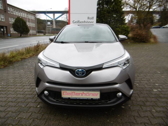 Toyota C-HR Hybrid Team D