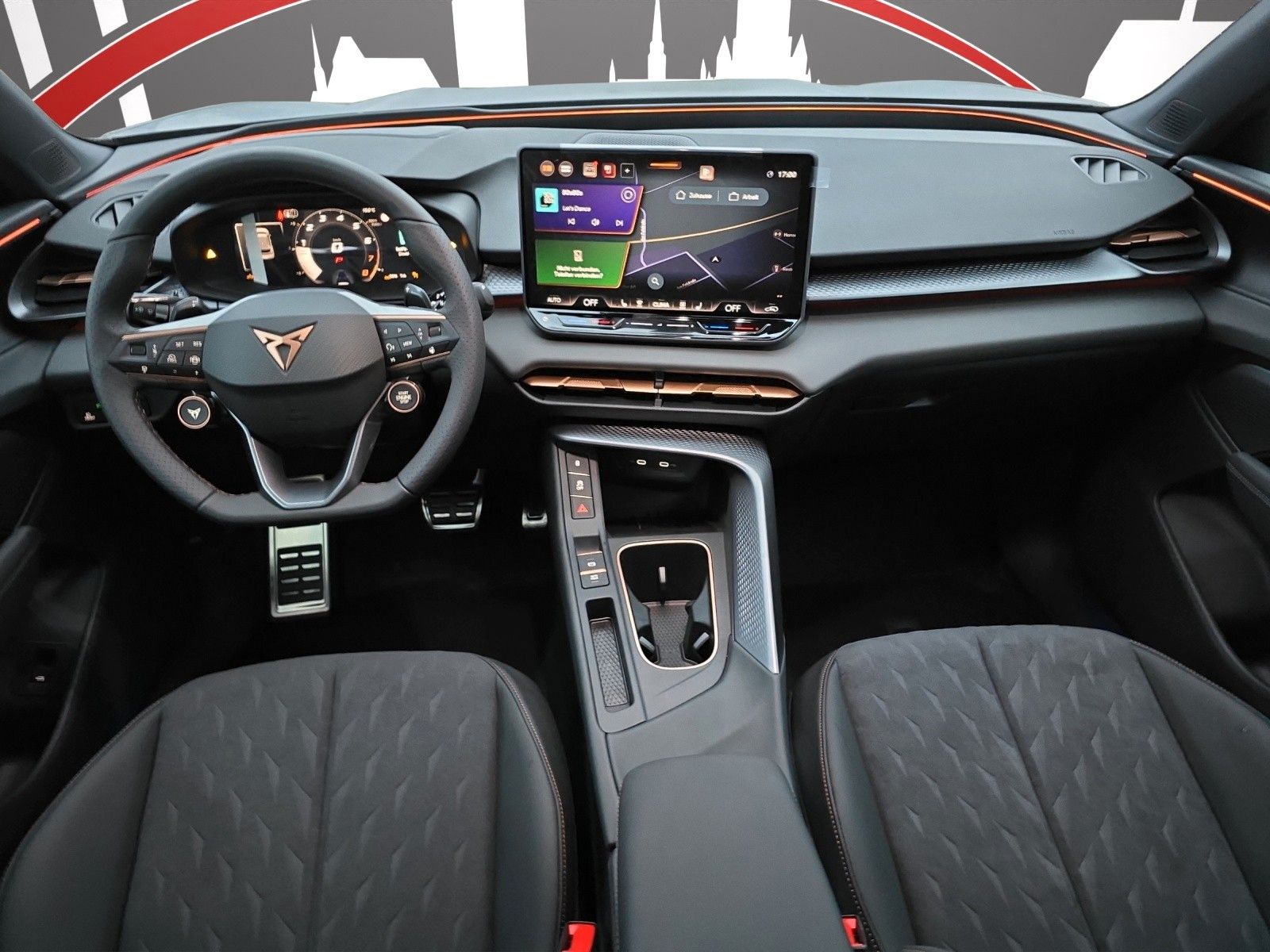 Fahrzeugabbildung CUPRA Terramar 2.0 TSI VZ DSG 4Drive MATRIX/PANO/20"